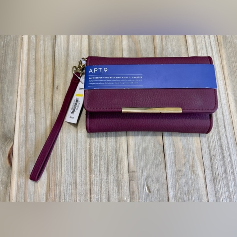 Apt. 9‎ Wallet  Rechargeable Battery/ Micro USB Cord Included